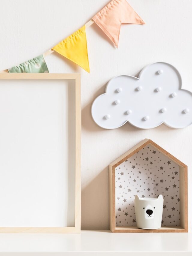 How You Can Make Your Own Super Easy DIY Shadow Box Story