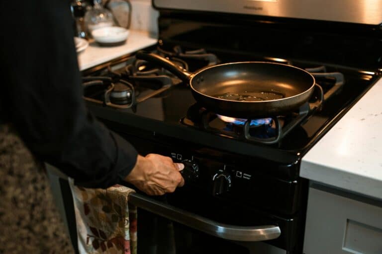 Kitchen Confidential: 20 Insider Tips from Professional Chefs for Home ...