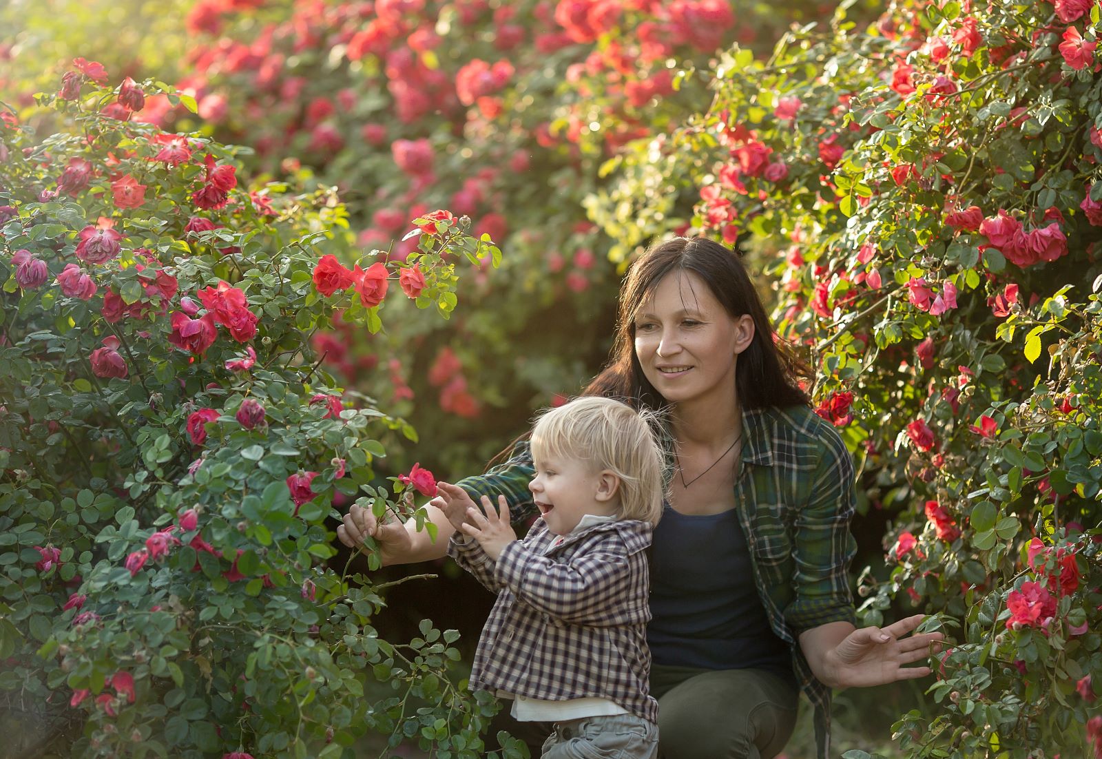 Child enjoying garden with natural allergy medicine for kids